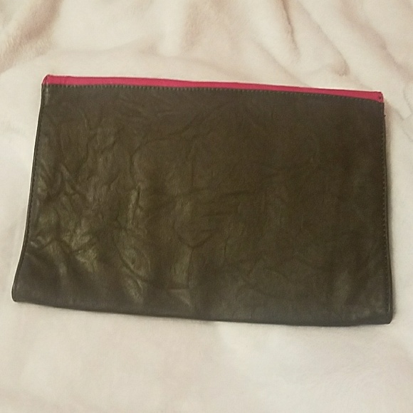 Gray/Pink Clutch - Picture 4 of 4